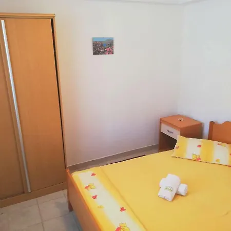 Апартаменты Amfora Gdinj